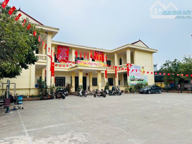 Siêu phẩm 104m2 chia được 2 lô, 10m ra nhà văn hóa, 50m ra chợ Mai Động, TP Từ Sơn.