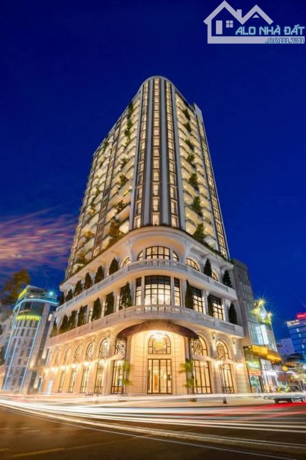 Bán khách sạn 850m2, 15 tầng, mt 20 phố Duy Tân, Quận Cầu Giấy, giá 330 tỷ.
