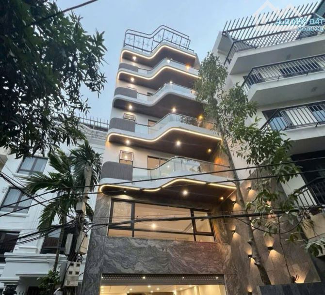 Tòa Văn Phòng đẳng cấp- Phố Nguyễn Khang-Cầu Giấy-80m2-7 tầng-5m mặt tiền- 32,8 tỷ