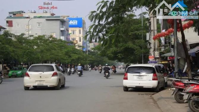 BÁN NHÀ XUÂN LA -55M -MT: 5M - Ô TÔ VÀO NHÀ - KINH DOANH - DÒNG TIỀN - 7P KHÉP KÍN - THANG