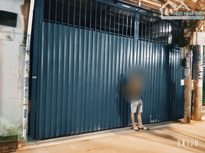 Bán Nhà Quận 7_Chuyên Dùng 9_125M2+C4,Ngang 5.7M;Dài 22M,Đường Nhựa 4M,SHR,KQH,Chỉ 9.Tỷ TL