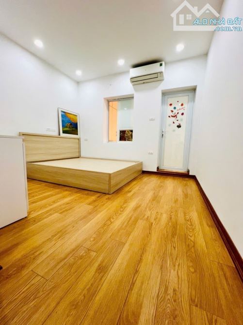 Tập thể Hoàng Ngọc Phách tầng 4 (70m, 3pn,2vs,pk) mới tinh, chỉ việc xách Vali vàoở - 10
