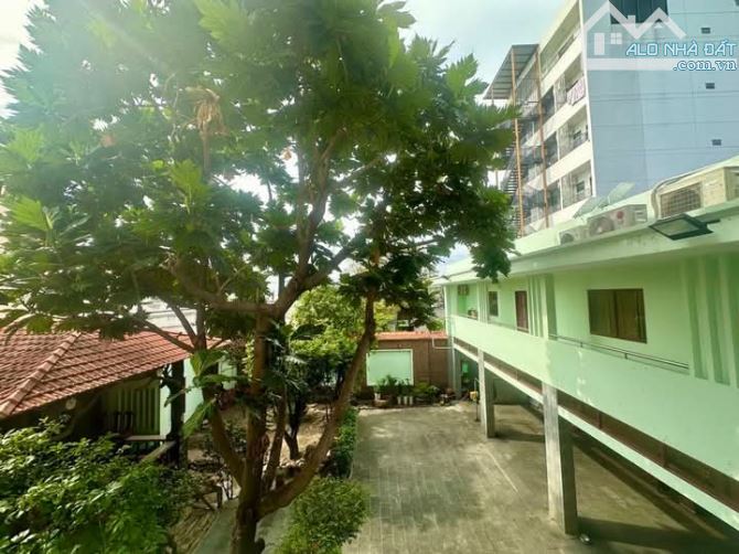 🔥Biệt thự cao cấp 5 tầng - Mặt Tiền đường Khuông Việt - mà giá chỉ bằng trong hẻm. - 8