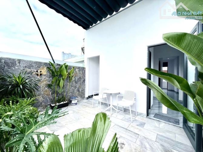 SIÊU PHẨM 🏡 ĐẸP 3 TẦNG - KIỆT Ô TÔ ĐẬU ĐỖ TRONG SÂN - BUÔN BÁN KINH DOANH,  SPA -m - 11