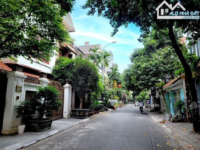 Bán biệt thự Trần Kim Xuyến - Yên Hòa, Cầu Giấy 155m, 4 tầng, 10m MT, 66 tỷ - 1