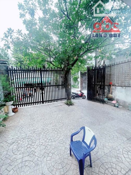 Bán nhà 1 trệt 2 lầu gần Giáo Xứ Bùi Thượng, Bình Đa, Biên Hòa, 220m2, giá 7 tỷ 500. - 1