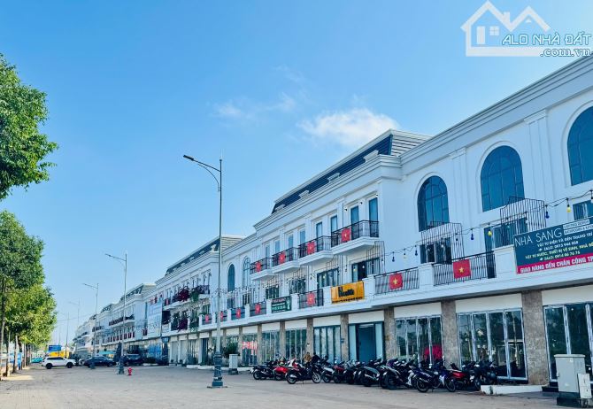 SHOPHOUSE mặt tiền Hà Huy Tập khu Ân Phú 3 tầng có tum 6,8 tỷ Quỳnh Anh - 1