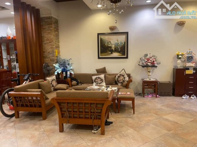 Cách mặt Phố Vũ Tông Phan chỉ 3 nhà, 4 tầng, 44m2 chào 9.4tỷ! Tặng toàn bộ nội thất - 1