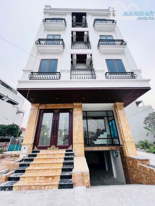 CHÍNH CHỦ NHỜ BÁN SIÊU PHẨM DUY NHẤT NHÀ LÔ GÓC 2 MẶT TIỀN, 3 MẶT THOÁNG, XÂY DỰNG 6 TẦNG - 1