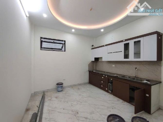 BÁN GÂP NHÀ PHƯỢNG ĐỒNG, NHÀ MỚI, Ô TÔ ĐỖ CỬA, 45M2X3T, MT 4M-NHỈNH 3 TỶ- - 1