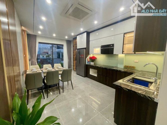 BÁN NHÀ LÔ GÓC – Ô TÔ TRÁNH – CHU HUY MÂN, LONG BIÊN – 5 TẦNG THANG MÁY - 1