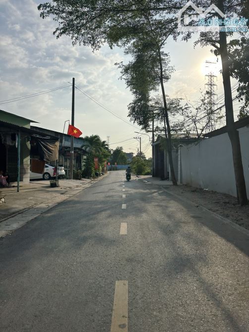 HÀNG HIẾM -135M- ĐƯỜNG 7M- QUY HOẠCH TƯƠNG LAI 22M - TÂN PHƯỚC KHÁNH -TÂN UYÊN - BD - 1