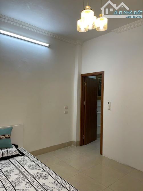 BÁN NHÀ MẶT NGÕ THÁI HÀ – LÔ GÓC - 2 THOÁNG - NGÕ BA GÁC – 65m2 – 9 PHÒNG – 12.3 TỶ - 1