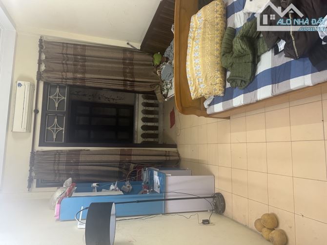 B.ÁN NH.À SÁT OTO ĐỖ - DÂN XÂY - CỘT CHỜ LÊN TẦNG - 148 Thịnh Hào 1: 30 m 4 tầng 5.95 tỷ. - 1