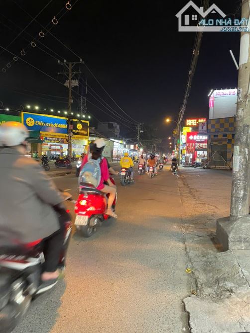 Nhà mặt tiền Phạm Văn Chiêu giá hẻm - Khuôn đất vuông vức rộng 150m2 công nhận đủ - 1