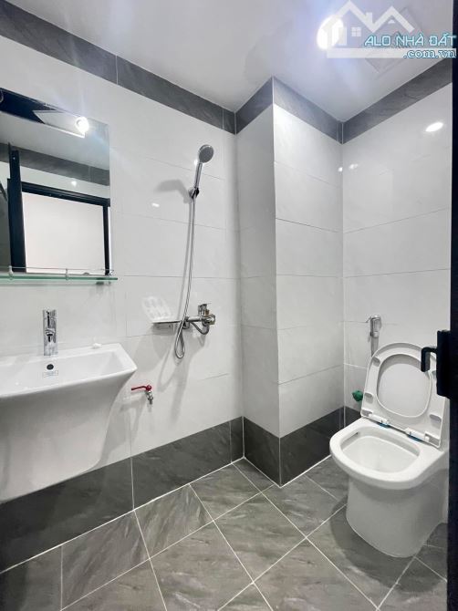 Cần bán nhà cấp 4 mới xây trong ngõ Trần Hoà Định Công 36m2 có gác xép 1.25 tỷ - 1