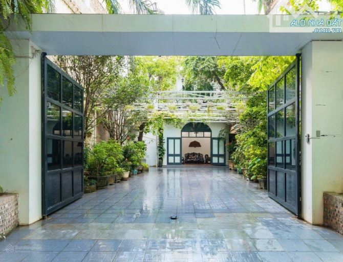 130TR/THÁNG! Ô TÔ TRÁNH! CHO THUÊ BIỆT THỰ LIỄU GIAI 400M2, 4 TẦNG, MT10M. - 1