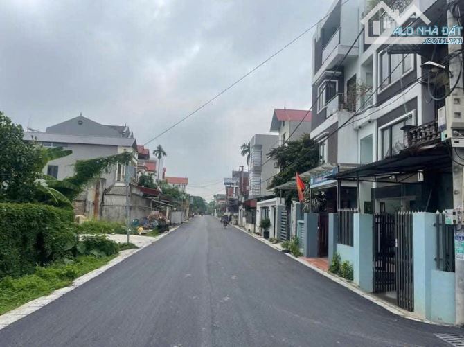 BÁN ĐẤT LIÊN NGHĨA VĂN GIANG  HƯNG YÊN 96M2 GIÁ 29TR/M2 - 1