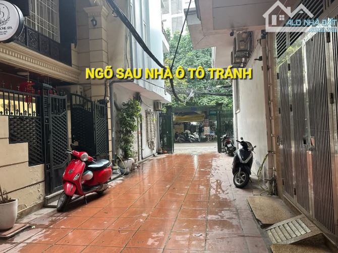 Mặt Hồ Phố Chùa Láng, sau nhà ngõ oto tránh, vỉa hè rộng, 6 tầng thang máy, 65m2.Giá 33 tỷ - 1