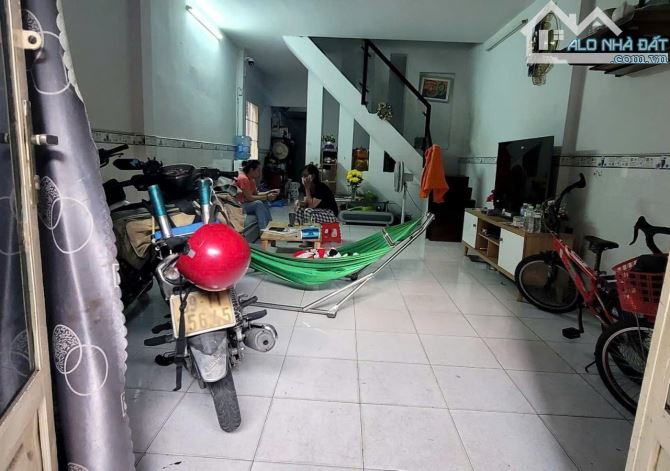 Nhà đẹp 2 tầng Tây Thạnh, 60m2 - Vị trí đắc địa, giá cực tốt! - 1
