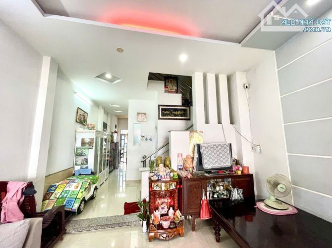 BÁN NHÀ ĐẸP GIÁ RẺ NHẤT KHU VỰC HUỲNH TẤN PHÁT QUẬN 7, 2 TẦNG, 82M2 CHỈ 5.299 TỶ - 1