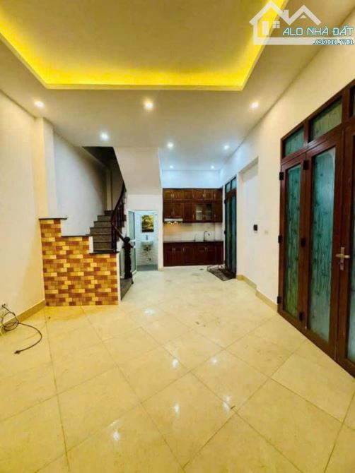 Bán nhà Kim Giang dân xây 30m 5 tầng gầnKĐT Đại Kim gần ô tô tiện ích sẵn giá 6.2 tỷ - 1