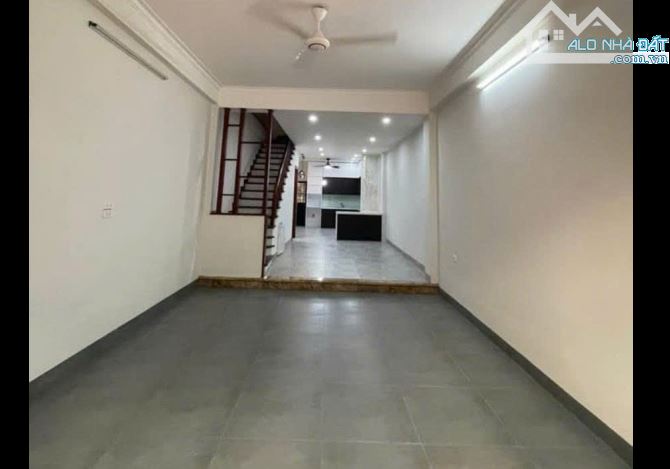 SIÊU PHẨM PHÂN LÔ PHỐ BÙI HUY BÍCH, HOÀNG MAI, 60M2x5T, GIÁ 16 TỶ, SÁT QUẬN ỦY HOÀNG MAI - 1