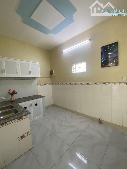 Bán Nhà 1 lầu, 4 x 10m, cạnh Cty ChinLU, Cần Giuộc - 1
