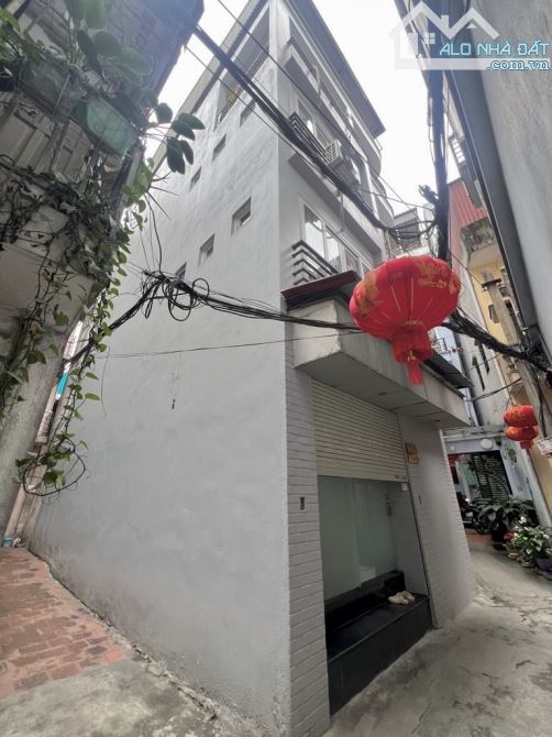 BÁN GẤP NHÀ NGỌC LÂM- LÔ GÓC-70m2-MT 5,6M- 3 Mặt thoáng chỉ 9,7Tỷ Tl - 1