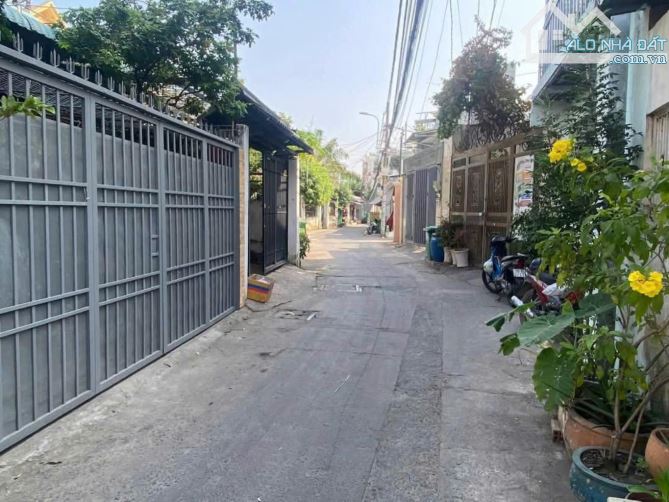BÁN NHÀ SÁT TRUNG TÂM HÀNH CHÍNH Q.2 – XE HƠI VÀO NHÀ – 107M² – CHỈ 8.25 TỶ - 1