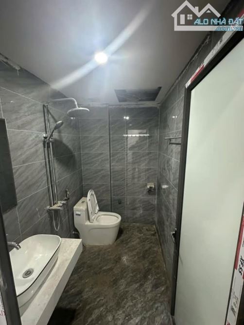 bán nhà phố nguyễn chính , rẻ nhất khu vực ,nhà đẹp ở ngay - 1