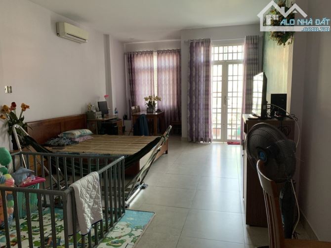 LÝ TƯỞNG ! Bán nhà Lê Quang Định, 6.2 x 15m, 3 Tấm Giá hấp dẫn 11 tỷ thương lượng - 1