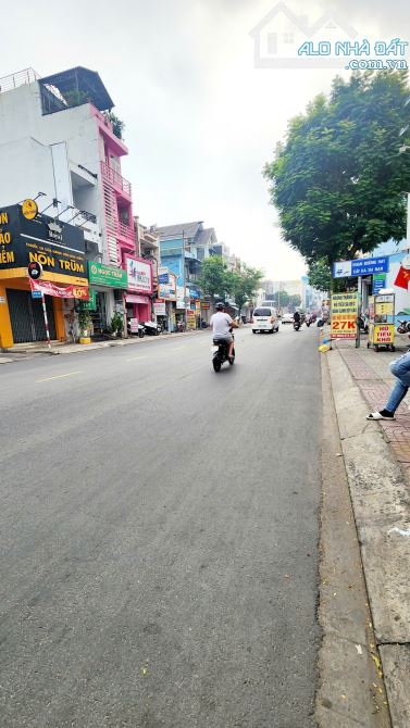 🚛 🚚 XE TẢI THÔNG - CĂN GÓC VƯỜN LÀI 3 TẦNG (5m x 17m) - 4PN - 7 CHỖ NGỦ SÂN - CHỈ 7.2 🪙 - 1