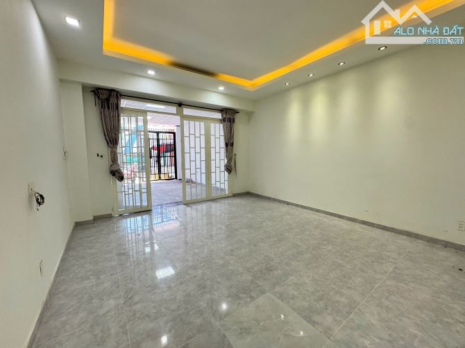 Nhà 1 Trệt 2 Lầu MT Đường Số 3 Ngay Chợ Đo Đạc,Q2 DT:96m2(4,8mx20m) Giá 27,5 Tỷ TL - 2