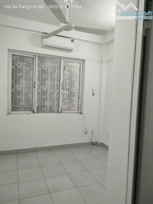 Nợ tiền bán gấp Chùa Quỳnh 18m/20mT2, 3 tầng, mặt tiền 2.7, 4.2 tỷ Hai Bà Trưng. - 2