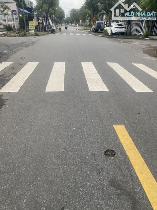 Mặt tiền Sơn Trà, đường 7m5, bán đất tặng nhà cấp 4 chỉ nhỉnh 7 tỷ - 2