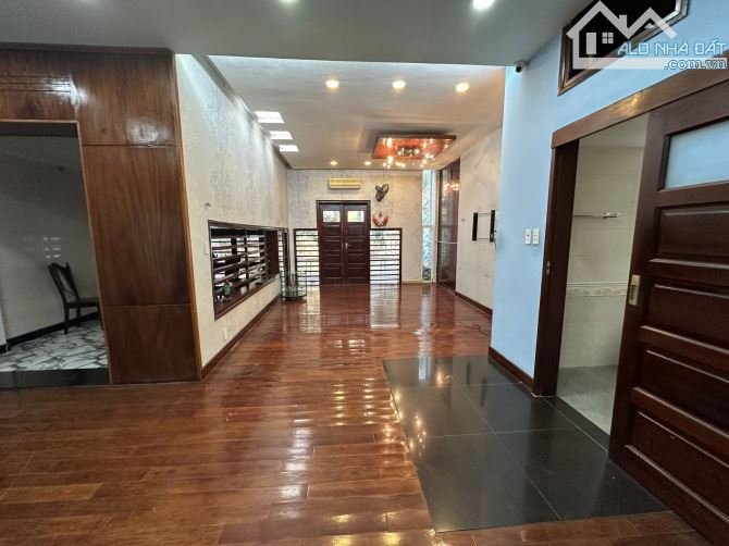BÁN NHÀ NGỤY NHƯ KONTUM THANH XUÂN, OTO TRÁNH KINH DOANH, LÔ GÓC 72M MT6.8, GIÁ 35.XTỶ - 2