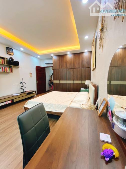 Bán nhà đầu phố Khương Đình - Thanh Xuân – Ngõ gần 4m -  4 tầng, 47m2 - Chào 9.5tỷ - 2