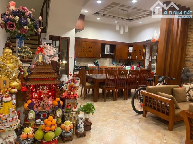Cách mặt Phố Vũ Tông Phan chỉ 3 nhà, 4 tầng, 44m2 chào 9.4tỷ! Tặng toàn bộ nội thất - 2