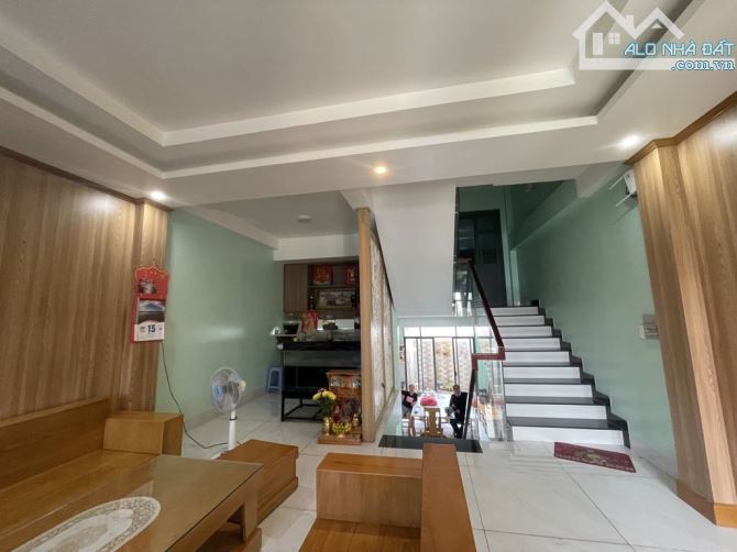 KHÔNG CÓ CĂN THỨ HAI TRONG KHU VỰC PHƯỚC LONG B NHÀ 4 TẦNG SÂN BAO RỘNG ĐỂ 4 CHIẾC XE HƠI - 2