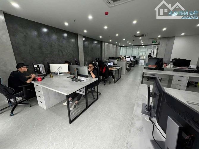 🍀TOÀ BUILDING 9 TẦNG có HẦM MẶT PHỐ NGUYỄN LÂN, DÒNG TIỀN 110TR/THÁNG.  MB 105M². Giá tốt - 2