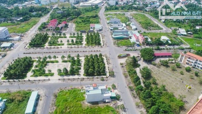 BÁN LÔ ĐẤT MT ĐƯỜNG 32M SÁT BÊN LÔ ĐẤT TRẤN THÀNH, CỔNG TRƯỚC SÂN BAY, GIÁ SIÊU RẺ - 2