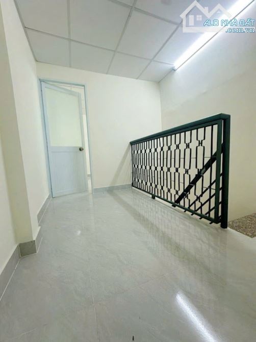 QUẬN 1- NGANG 8M- NHÀ MỚI KENG _ CỐNG QUỲNH - 2