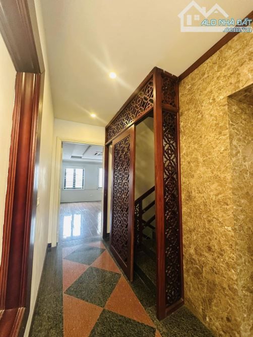 MẶT PHỐ LINH LANG BA ĐÌNH 100m KINH DOANH ĐỈNH 7 TẦNG THANG MÁY HAI THOÁNG TRƯỚC SAU 100m - 2