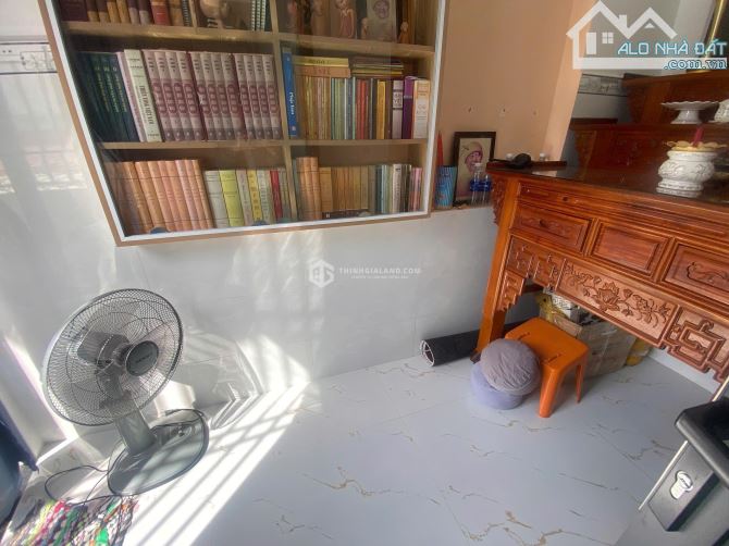 BÁN CĂN NHÀ ĐẸP 92m2 ĐƯỜNG 30/04 PHƯỜNG RẠCH DỪA  TPVT GIÁ TỐT CHỈ 4 TỶ CÓ BỚT - 2