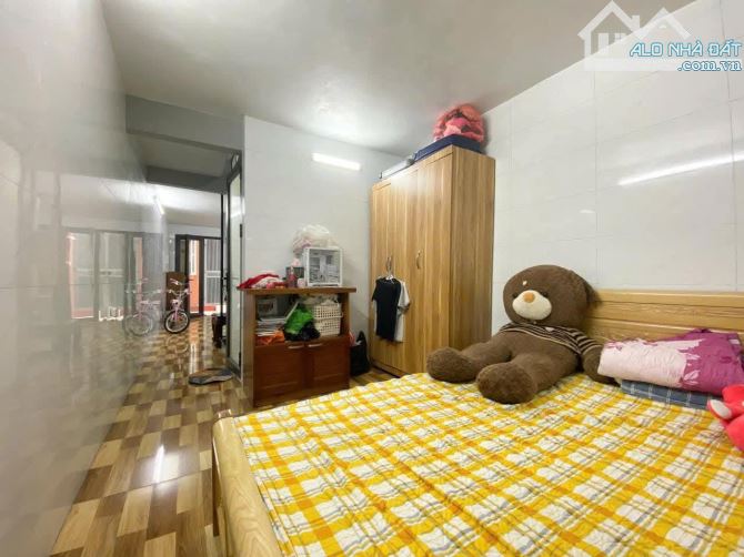 TRUNG TÂM THANH XUÂN NGON BỔ RẺ GẦN ÔTÔ SỞ HỮU NGAY 35m2 Giá Chỉ 5,1tỷ. - 2