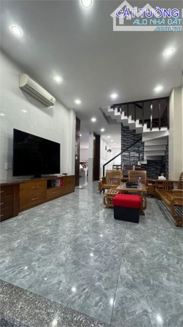 Bán nhà 5 Tầng có Thang Máy,( 4x21m), Âu Cơ, Phường 9, Gần Cư Xá Lữ Gia. - 2
