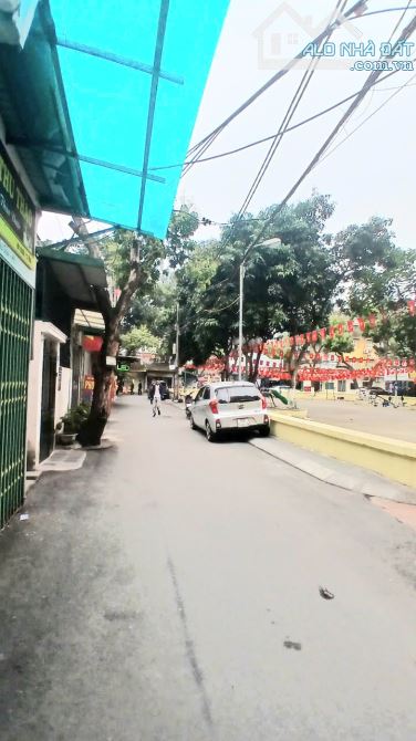Nhà đẹp 6 tầng thang máy, vị trí vàng Cầu Giấy, 62.4m2, 2 mặt ngõ. - 2