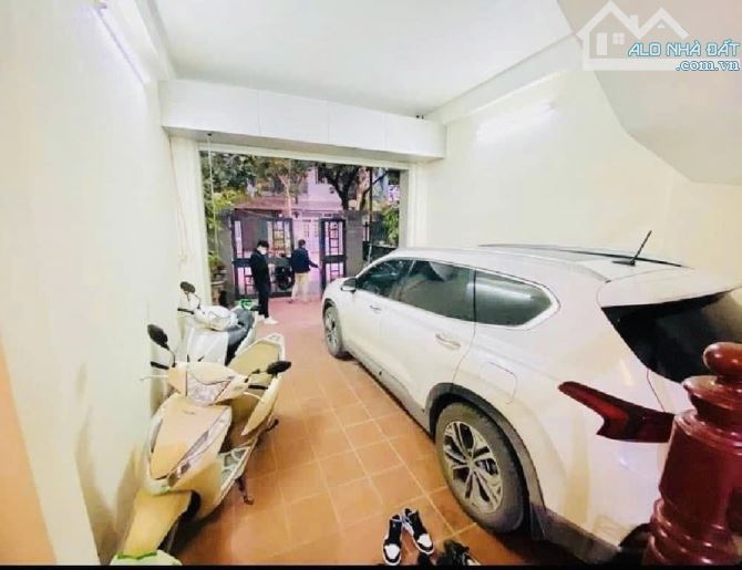 Bán Nhà phân lô, ô tô đỗ cửa, 105m2 ngay trung tâm cầu giấy chỉ 28.8 tỷ - 2