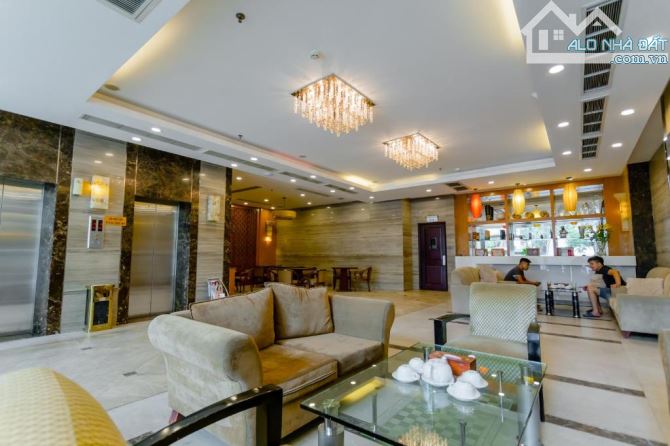 BÁN KHÁCH SẠN 60 PHÒNG- MT NGUYỄN TRÃI, QUẬN 1- DT: 12X20- 1 HẦM+10 TẦNG- 245 TỶ - 2